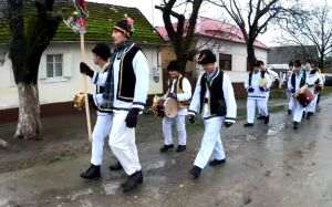 Colindul Dubaşilor din Banat - o tradiţie de Crăciun veche de sute de ani